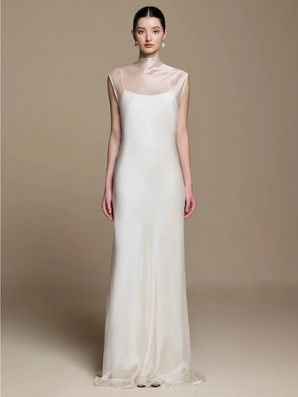 Huong - Valentine Dress (M) - Picture 1 of 16